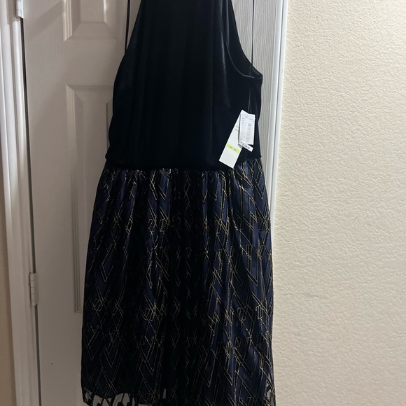 Blue and gold semiformal/formal dress - Picture 3 of 3